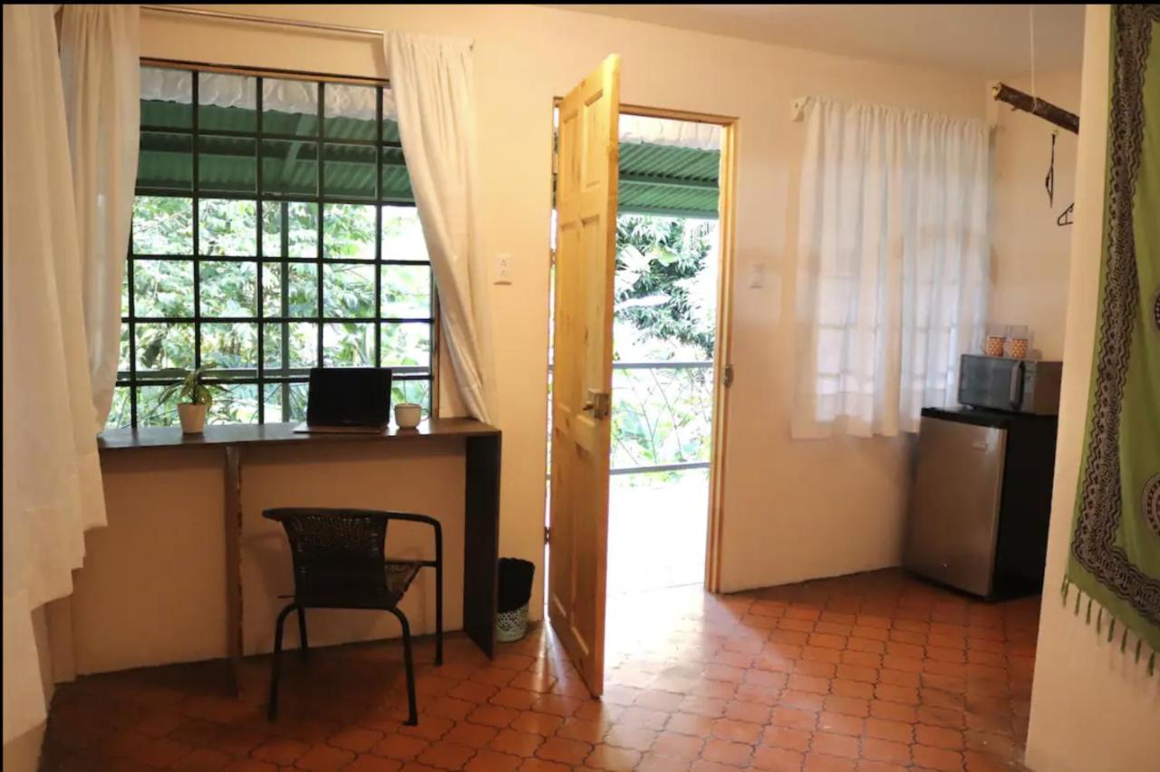 Casa Geraldo Bed & Breakfast Manuel Antonio Exterior foto