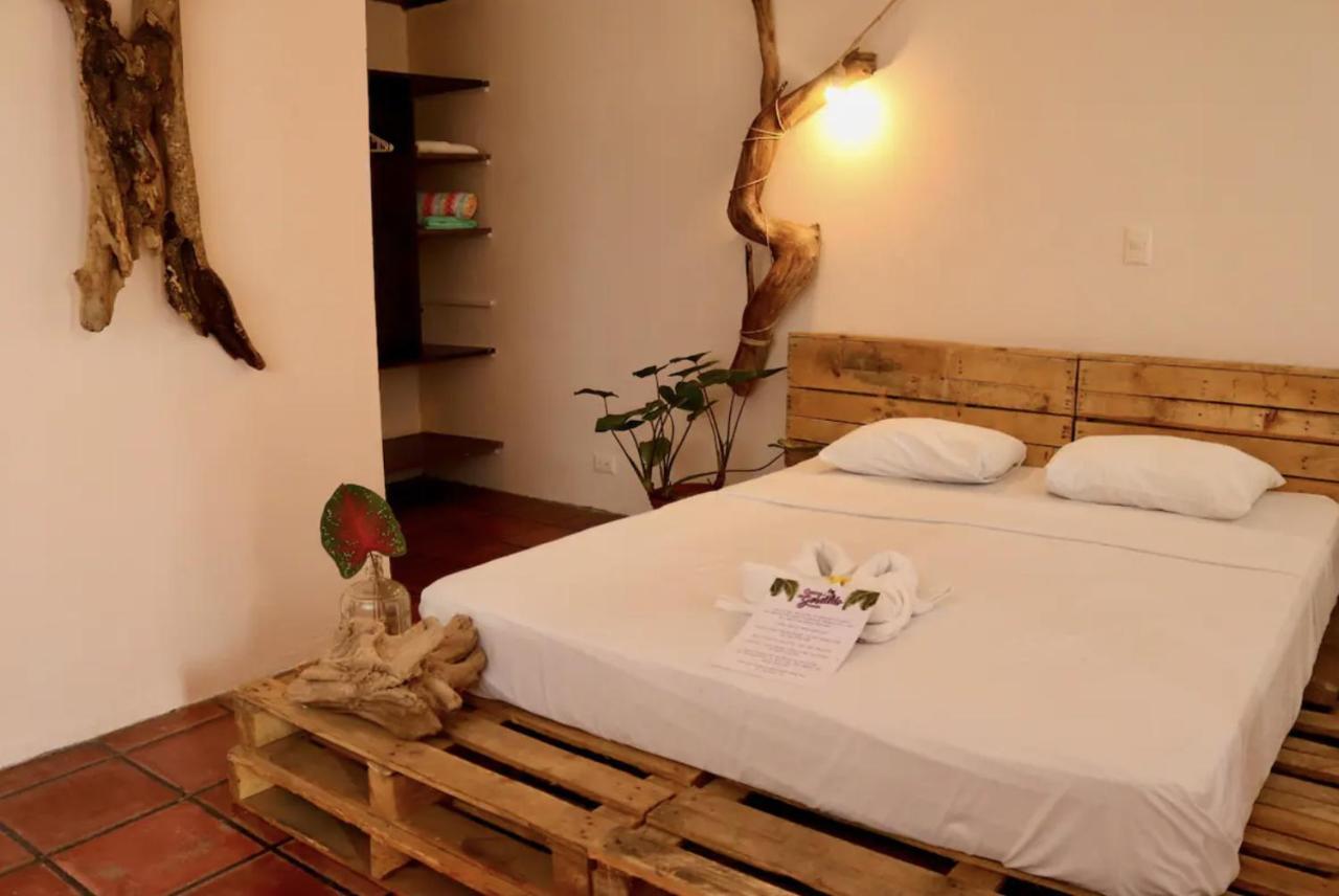 Casa Geraldo Bed & Breakfast Manuel Antonio Exterior foto